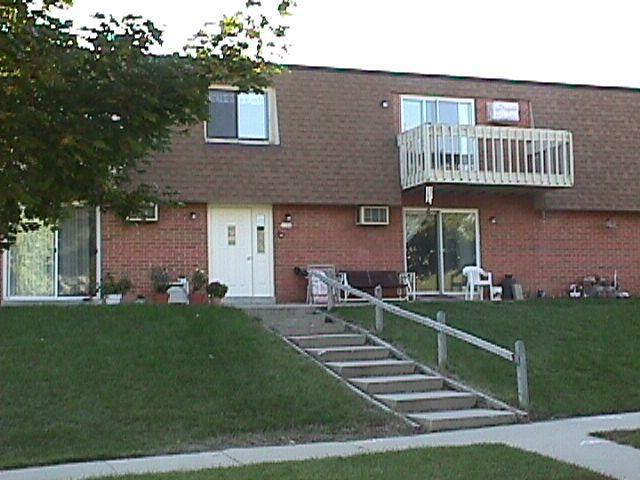 1108 Schoenhaar Dr. #4, West Bend, WI 53090