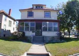 1027 S West Ave, La Crosse, WI 54601
