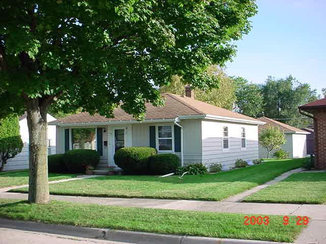 1719 Elm Ave., Sheboygan, WI 53081