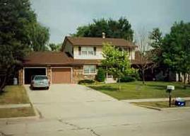 4630 S 84th St., Greenfield, WI 53228