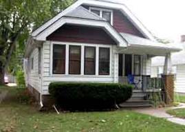 4868 N Mohawk Ave, Glendale, WI 53217