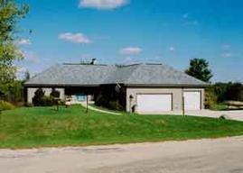 N782 Erv Mary Dr., Ashippun, WI 53066