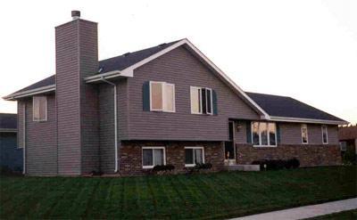 9401 Grayce Dr., Sturtevant, WI 53177