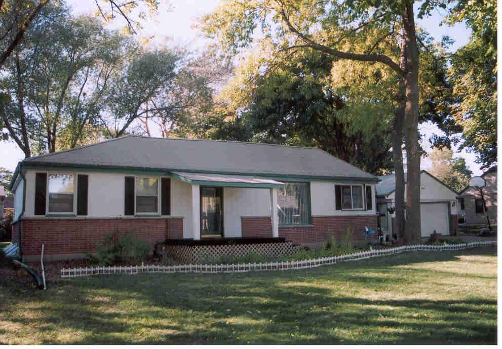 7055 N Seneca Ave., Glendale, WI 53217