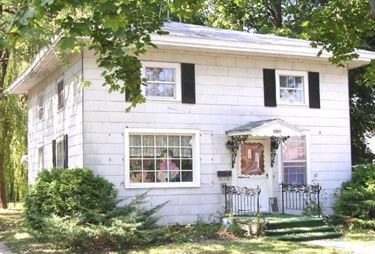 212 S 5th St, Delavan, WI 53115