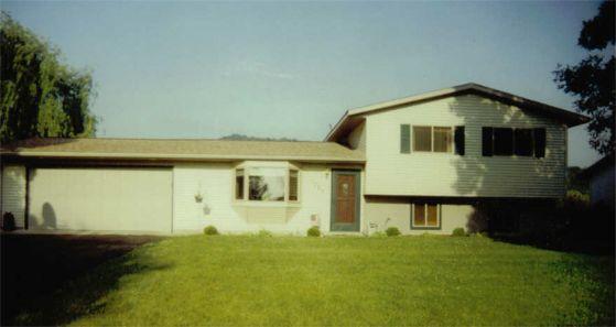 1721 Holley St, Holmen, WI 54636