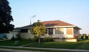 2321 Park Ln., New Holstein, WI 53061