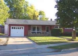 429 Harrison Ave., Waukesha, WI 53186