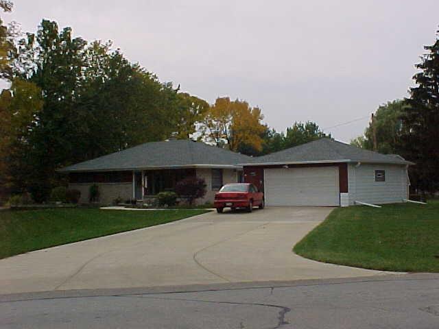 8501 S 35th St., Franklin, WI 53132