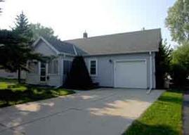 10315 W Bungalow Pkwy., West Allis, WI 53214