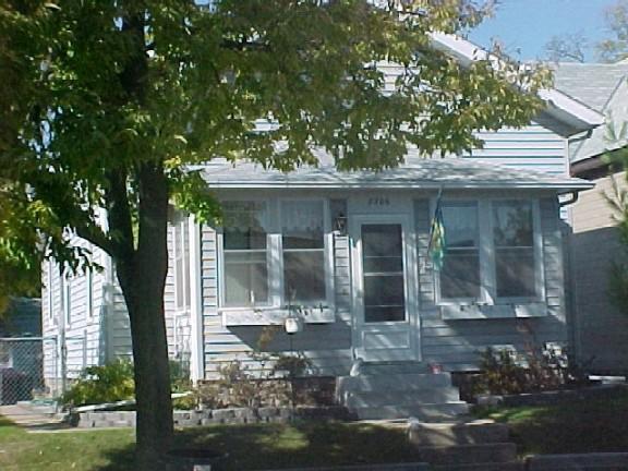 2206 S West Ave., La Crosse, WI 54601