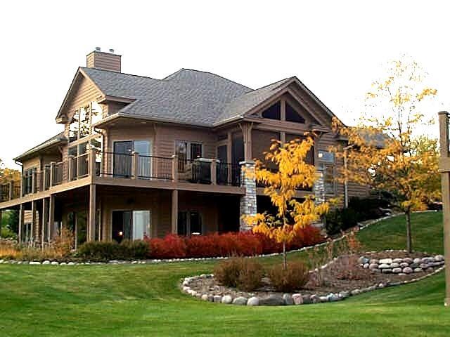 103 Terrace Dr., Geneva, WI 53147