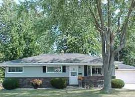 666 Harker Ave, Hartford, WI 53027
