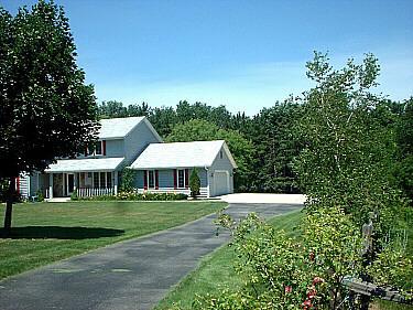 24150 W River Ln. #N11, Pewaukee, WI 53188