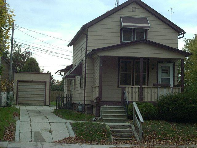 1620 S 11th St., Sheboygan, WI 53081