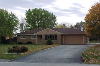 11321 W Carroll Cir, Franklin, WI 53132