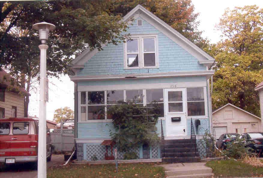 1716 Holmes Ave., Racine, WI 53405