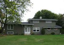 10305 W Saint Francis Ave., Greenfield, WI 53228