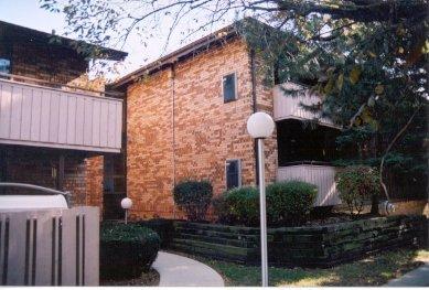 7015 N Green Bay Ave. #D, Glendale, WI 53209