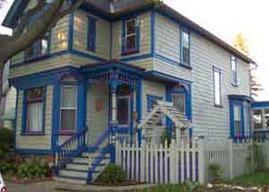 2220 S Woodward, Milwaukee, WI 53207