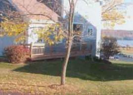 1061 Lakeland Ln., Geneva, WI 53147