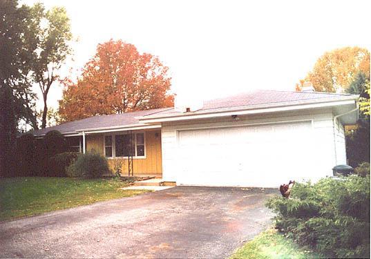 2306 Oakdale Dr., Waukesha, WI 53189