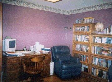 3802 W Sherbrooke Dr., Mequon, WI 53092