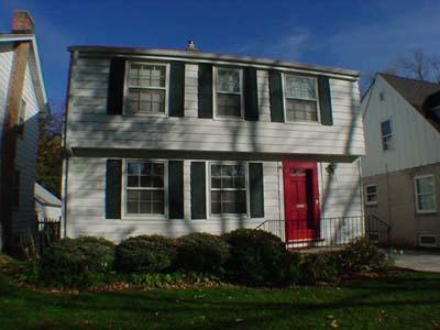 4762 N Hollywood, Whitefish Bay, WI 53211