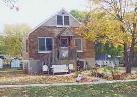 317 N Cherry St, Whitewater, WI 53190