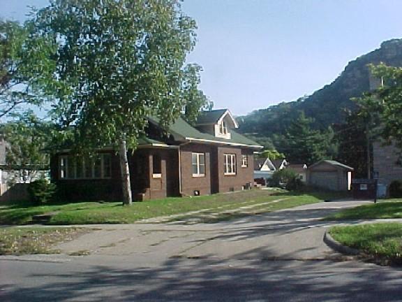 122 N Losey Blvd., La Crosse, WI 54601