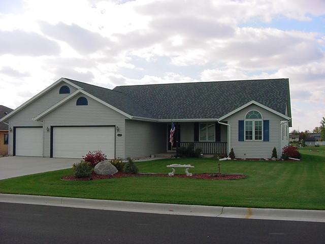 145 Meadowridge Dr., Sheboygan Falls, WI 53085