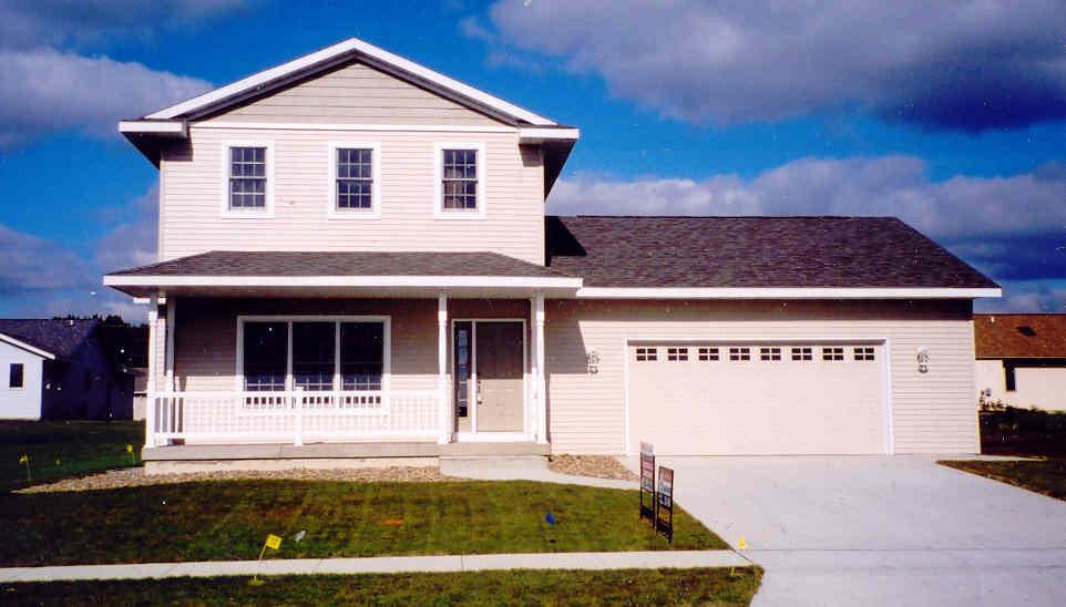 909 Silver Dr., Holmen, WI 54636