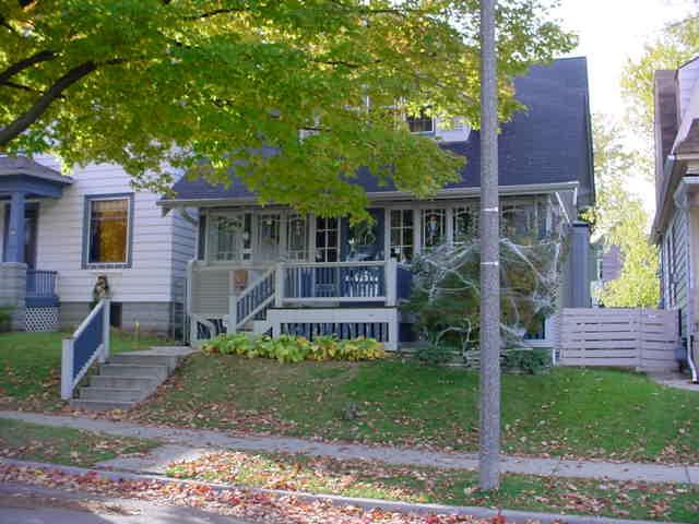 2913 S Herman St., Milwaukee, WI 53207