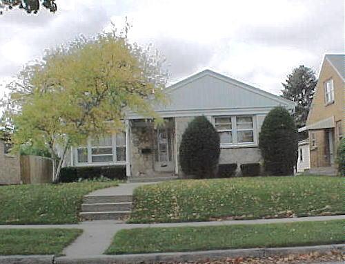 4151 N 61st St, Milwaukee, WI 53216