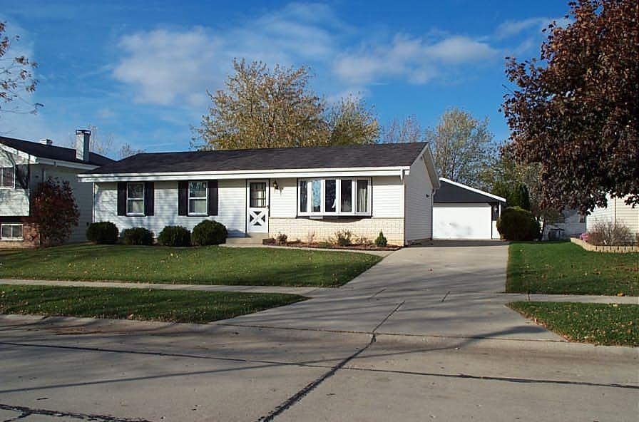 [Address Hidden by Seller], Oak Creek, WI 53154