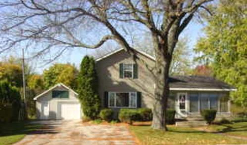 8 Spencer Rd., Elkhorn, WI 53121