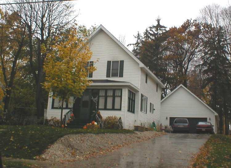 2207 Prospect St., New Holstein, WI 53061