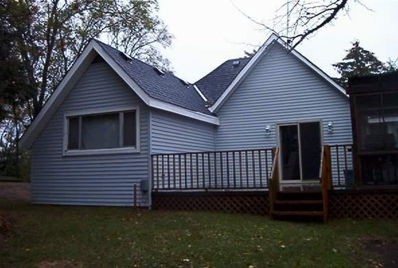 7955 Mchenry St, Burlington, WI 53105