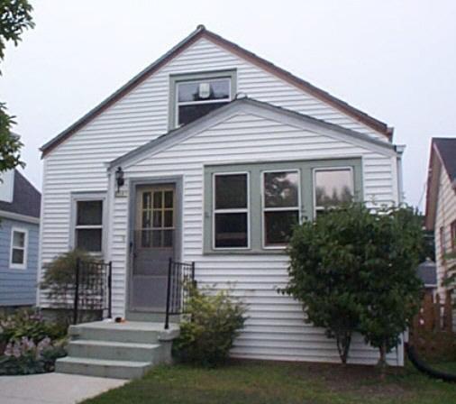 4007 S 1st Pl, Milwaukee, WI 53207