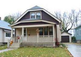 6914 Maple Ter., Wauwatosa, WI 53213