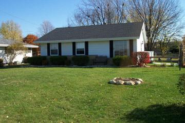 1717 S Browns Lake, Burlington, WI 53105