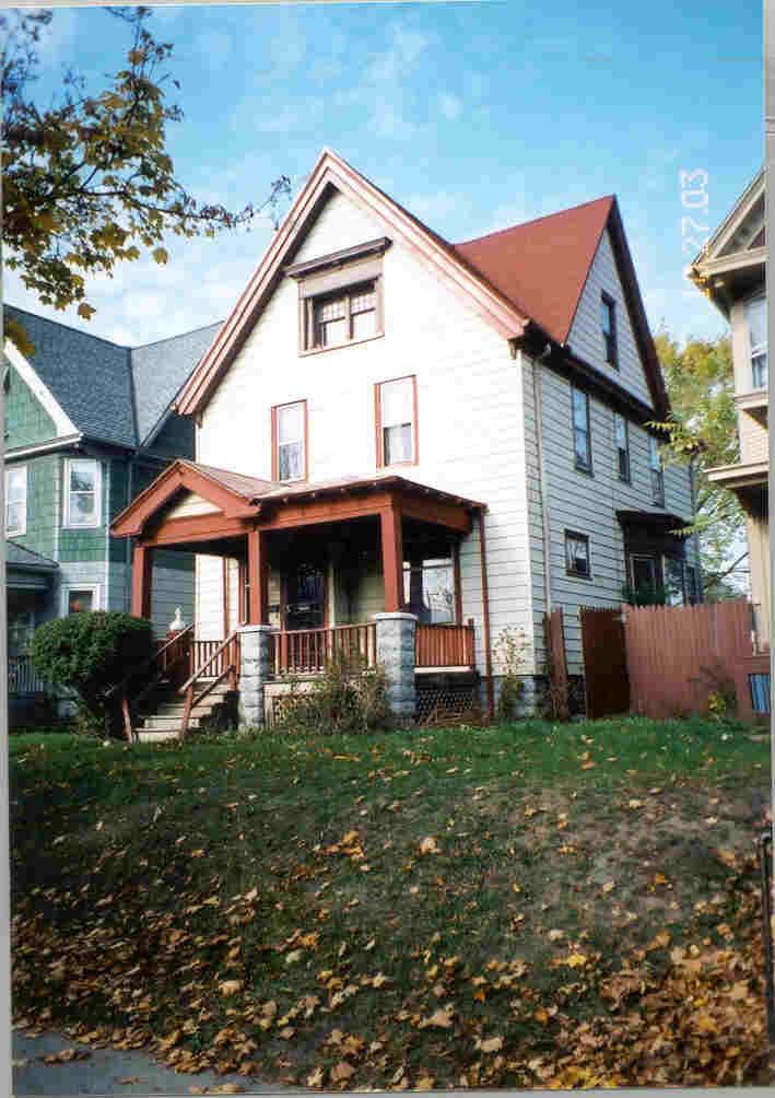 3322 W Mckinley Blvd., Milwaukee, WI 53208