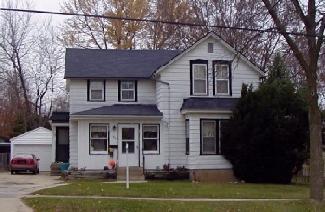 409 S 4th St, Fort Atkinson, WI 53538