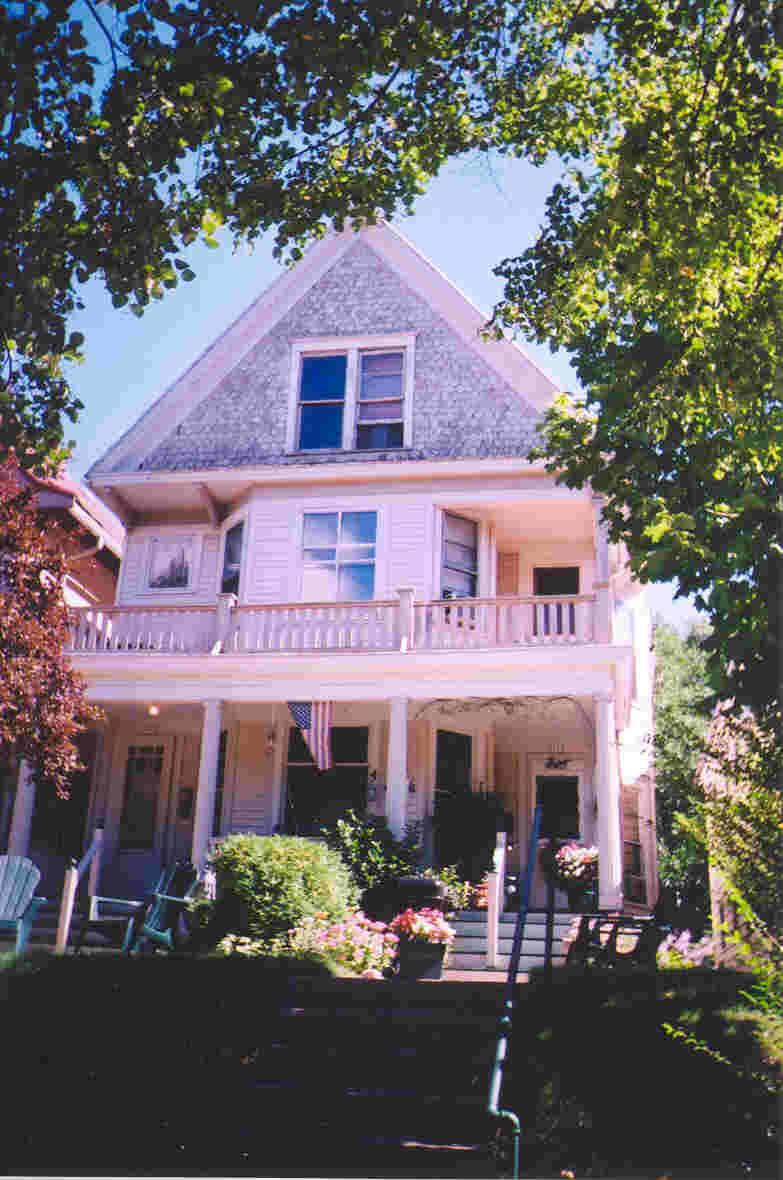 2952 S Logan #-54A, Milwaukee, WI 53207