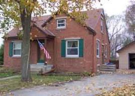 438 W Wabash Ave., Waukesha, WI 53186
