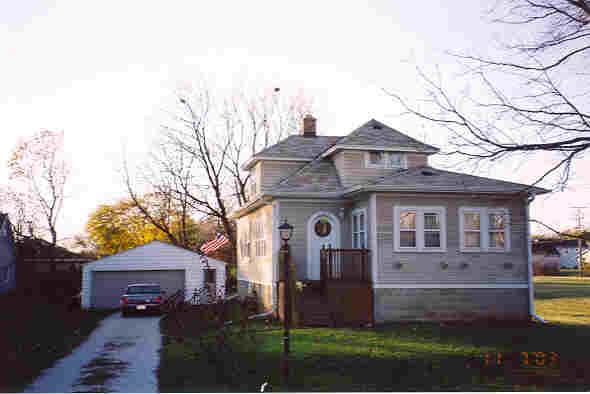 4145 S 92nd St., Greenfield, WI 53228