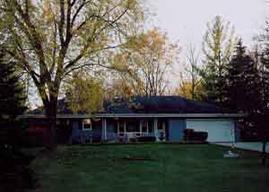 28337 W Beach Rd., Delafield, WI 53072