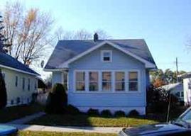 2213 Wood St, La Crosse, WI 54603