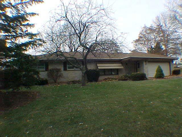 4665 Shasta Dr., Brookfield, WI 53045