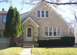 4242 S Burrell St., Milwaukee, WI 53207